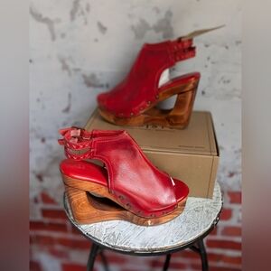 Bed Stu Imelda Platform Sandals NWT/Box